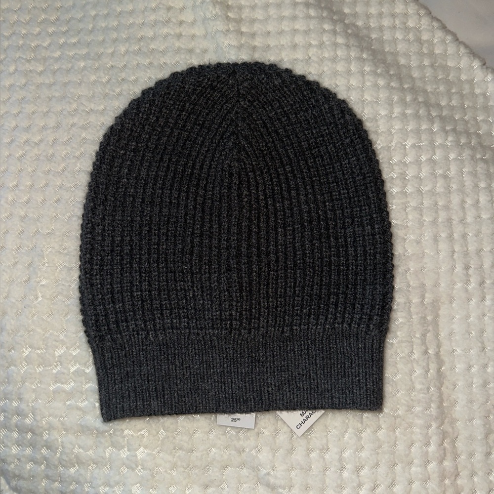 aritzia | heather charcoal beanie O/S brand new